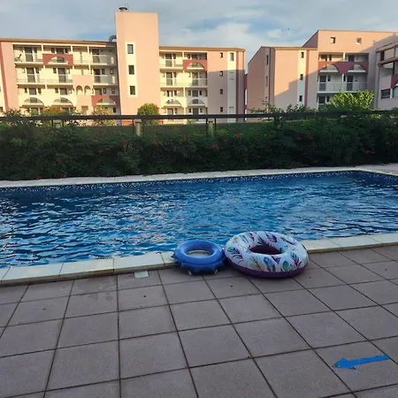 Apartment Joli 3 Pieces Avec Jardin Agde